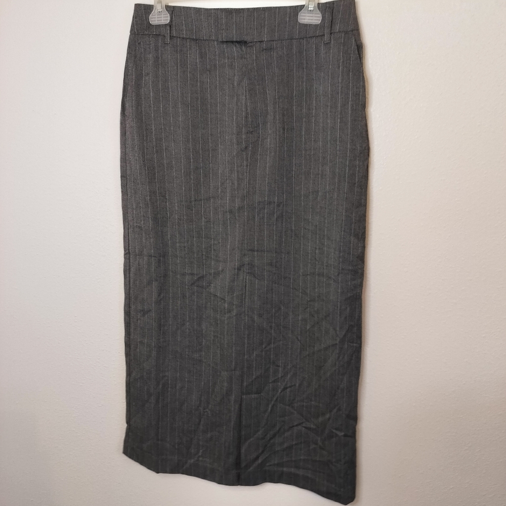 A New Day Gray/White pinstripe midi pencil skirt Size‎ 8 Tailored Minimalist